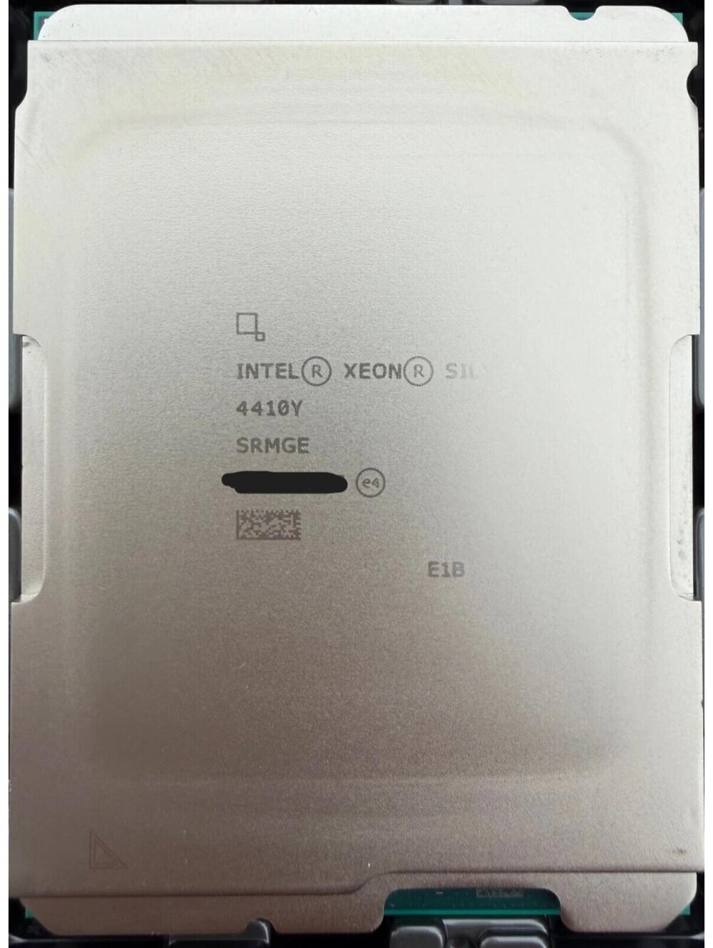 Intel Xeon Silver 4410Y SRMGE 2.00GHz 12-Cores LGA4677 150W CPU